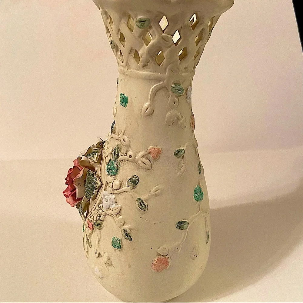 Italian Barbotine Majolica Vintage Vase Floral Large Pink Roses 7.5” inches.